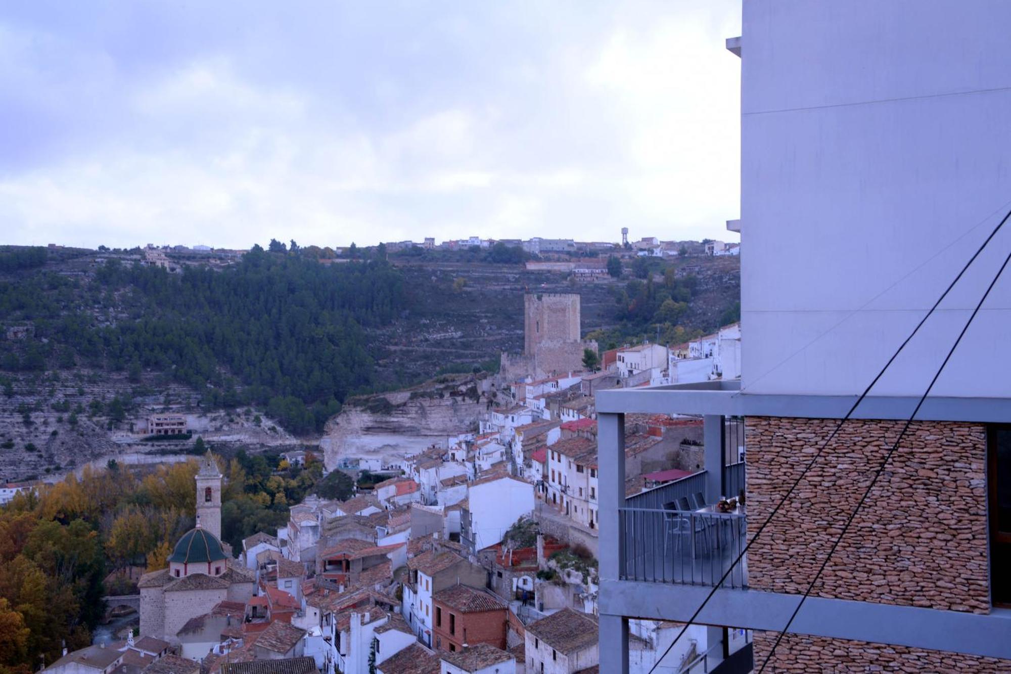 Casas Colgadas Alcala Del Jucar Extérieur photo